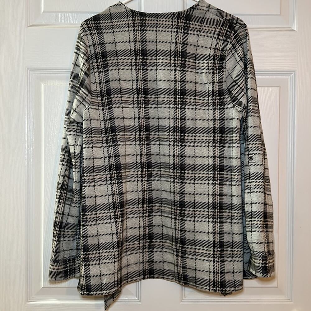 Torrid 00 Women’s Black & Ivory Plaid Drape Jacket Size Medium - Picture 8 of 13
